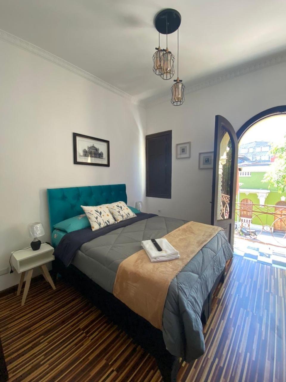 Hostal El Raco Santiago Buitenkant foto