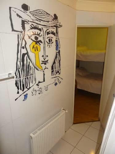 Hostal El Raco Santiago Buitenkant foto